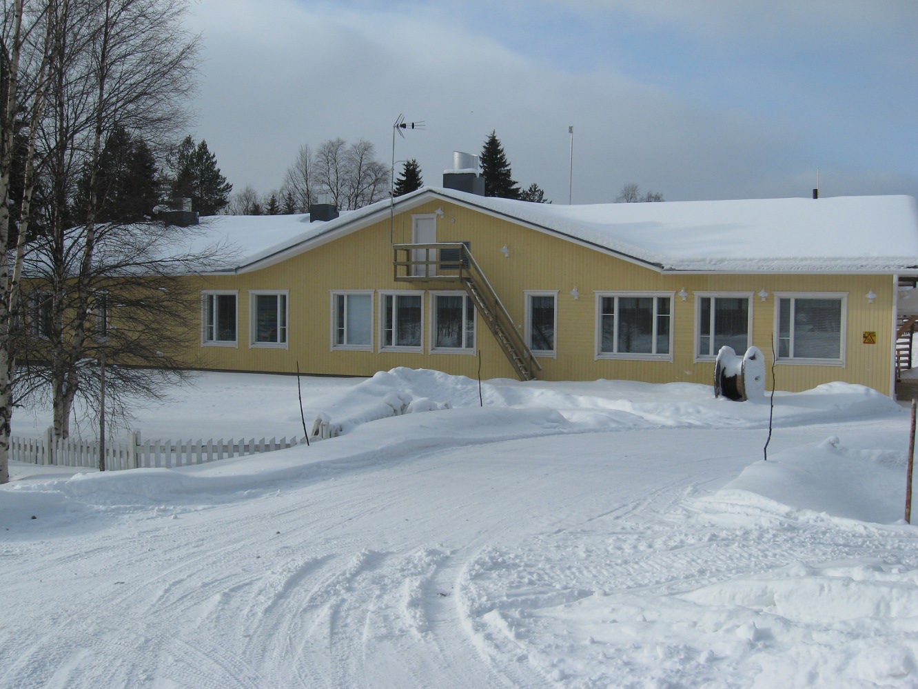 Nivan nykyinen koulu (valmistunut 2008) 
